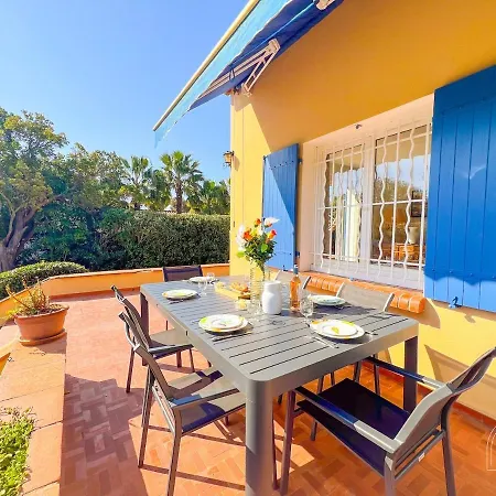 Charmante Maison Provençale Proche De La Casa de Férias Sanary-sur-Mer