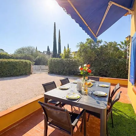 Charmante Maison Provençale Proche De La Casa de Férias Sanary-sur-Mer